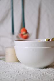 Setaria Bone China Dinnerware Set, 2 Pieces 8-inch Large Deep Salad Bowl, Soup, Cereal, Oatmeal, Fruit, Rice, Ivory White With Narrow Curve Stripe (Option: Ivory White)